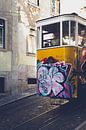 Tram 28 In Lissabon  von Martijn van den Enk Miniaturansicht