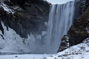 Skogafoss Wasserfall, Island, Europa von Alexander Ludwig