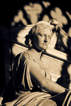 Römische Statue einer Frau
