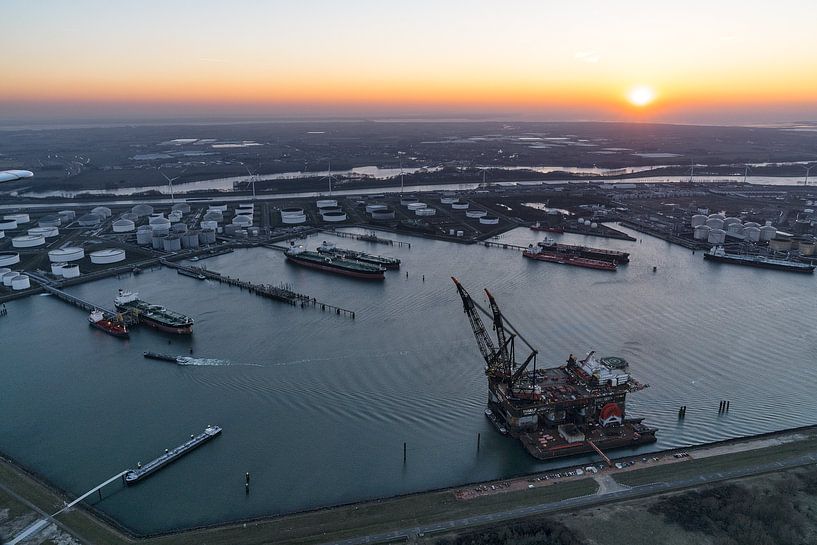 Port of Rotterdam par Luc Buthker