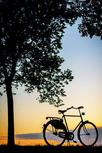 Fiets in de zonsondergang