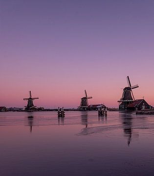 Pink Sunrise at Zaanse Schans van Jasna Ivankovic