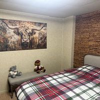 Klantfoto: Roestige Reflectie - De Highland Wachter - Schotse hooglander van Eva Lee, op canvas