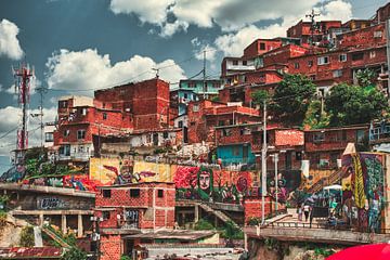 Stedelijk Colombia: graffiti, architectuur en leven in Medellín van NZME Photography