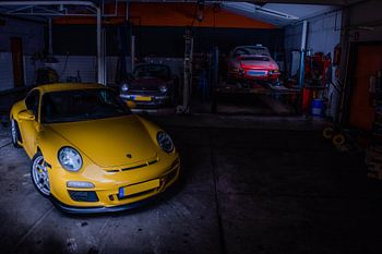 porsche garage