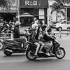 Die ganze Familie auf dem Motorrad von Bart van Lier