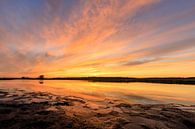 Kleurrijke lucht en weerspiegeling van Karla Leeftink thumbnail