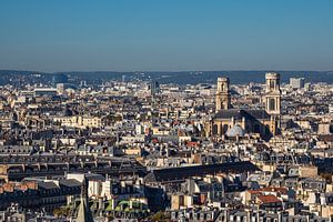 Blick auf historische Gebäude in Paris, Frankreich