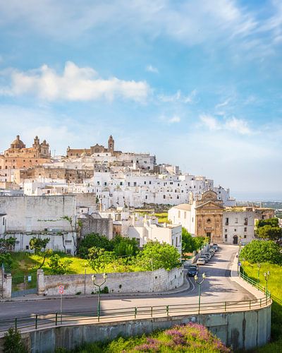 Ostuni de skyline van de Witte Stad, Apulië, Italië