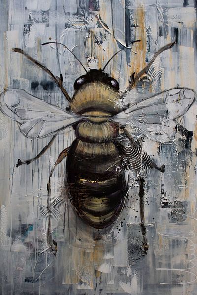 Queen Bee by Ursula Aubri