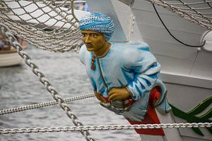 Figurehead on a classic sailing ship von Ed de Cock