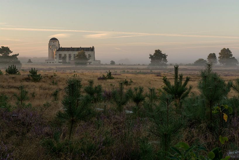 Zonopkomst op Radio Kootwijk par Hans Lubout