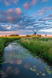 Wasserweg zur Mühle von Jan Koppelaar Fotografie