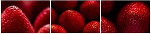 Triptychon Makro Panorama rote frische reife Erdbeeren