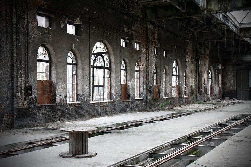 Empty workshop by Ton van Waard - Pro-Moois