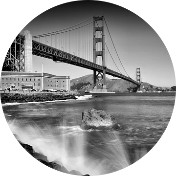 Golden Gate Bridge met surfen van Melanie Viola