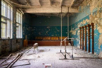 Verlaten Sportschool in Tsjernobyl. van Roman Robroek - Foto's van Verlaten Gebouwen