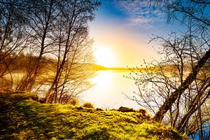 Sonnenaufgang am See von Günter Albers