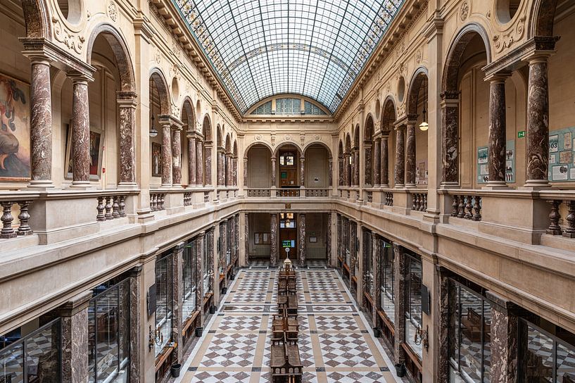 Ticket counter hall town hall schaarbeek by Werner Lerooy