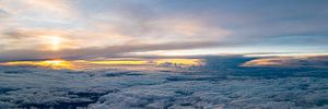 Coucher de soleil sur les nuages