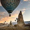 Luchtballons in Cappadocië van Paula Romein