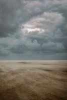 Achter de wolken schijnt de zon