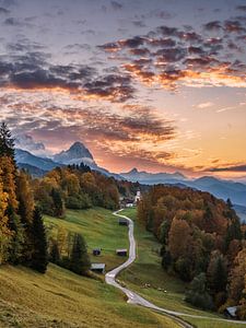 Sonnenuntergang über der Zugspitze
