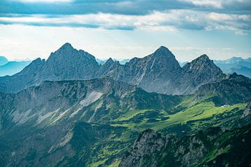 Tannheimer Berge: Kellenspitze, Gimpel ... von Leo Schindzielorz