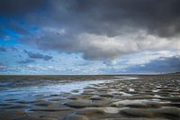 Frisse dag aan het strand