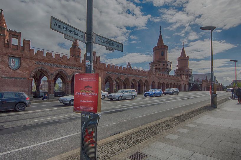 Oberbaumbruecke Berlin  von Peter Bartelings