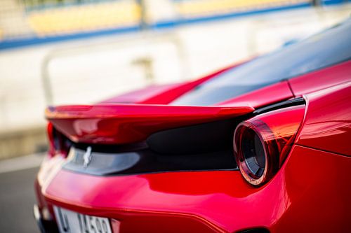 Ferrari 488 Pista op het ciruit van Assen