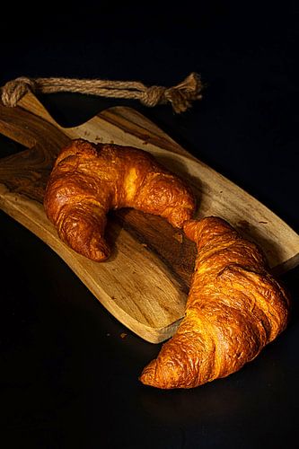 Stilleven met croissants .