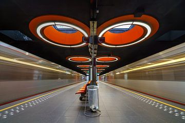 Metrostation Pannenhuis 2, Brussel van Wil Crooymans
