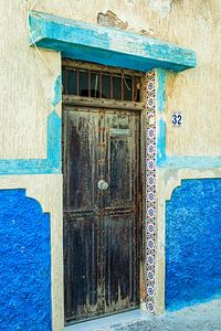 Orientalischer Eingangsbereich mit blauen Wänden