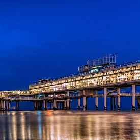 Pier of Scheveningen by Kees Jan Lok