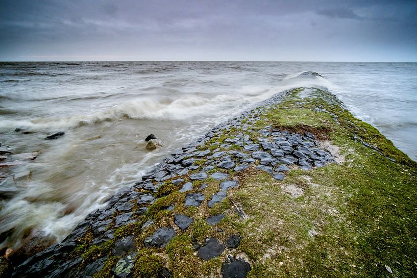 Storm again at stone breakwater in the IJsselmeer by Fotografiecor .nl