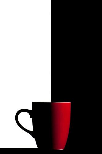 Serie Simply Red, Titel Schwarz und Weiß (rote Kaffeetasse)