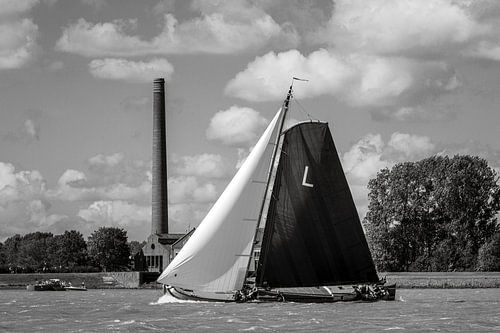 Lemster Skûtsje en het Woudagemaal van ThomasVaer | Tom Coehoorn