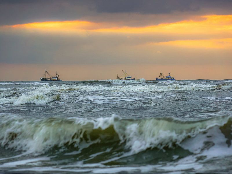 Noordzee met schepen van Dirk van Egmond