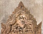 Steinerne Schlachttafel im Tempel, Kambodscha von Rietje Bulthuis Miniaturansicht