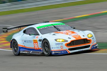 Aston Martin Vantage V8 race car by Sjoerd van der Wal Photography