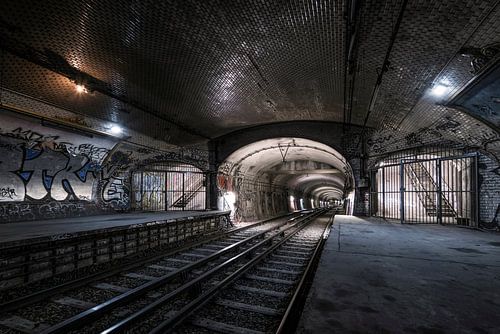 The lost station by Jeroen van Dam