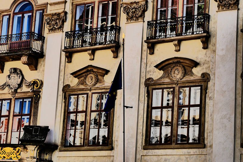 Prag - Reflexionsgebäude von Wout van den Berg