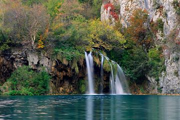 Wonderfull waterfalls van René Pronk
