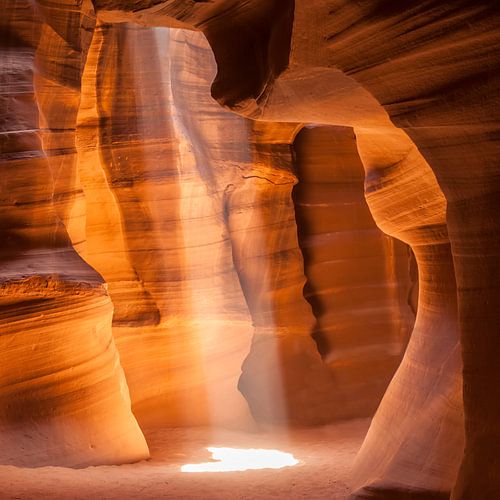 ANTELOPE CANYON Fascinerende lichtzuil