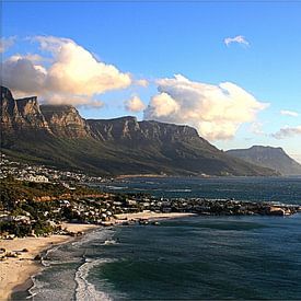 Table Mountain by the sea in Cape Town by Thomas Zacharias