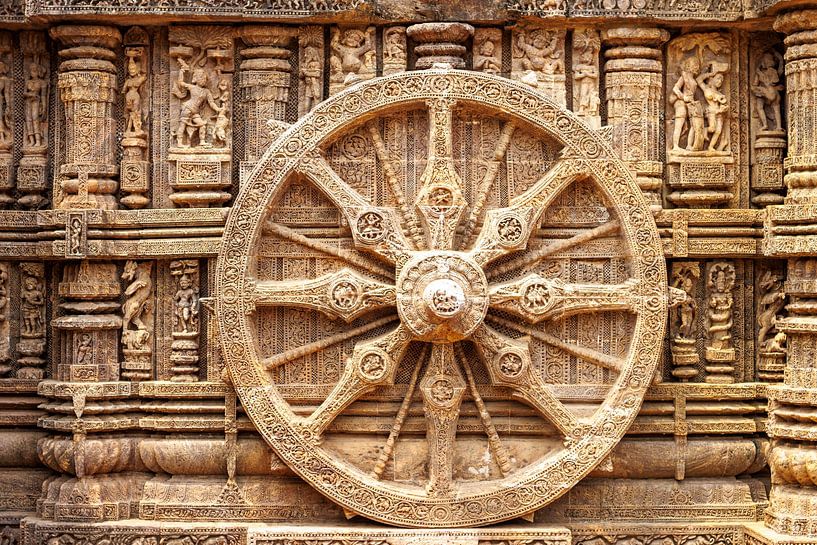 Groot stenen wiel van de Zonnetempel in Konark, Odisha, India, Azië van WorldWidePhotoWeb