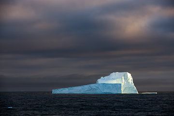Ijsberg op Antarctica van Marco Rutten
