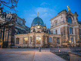 Dresden - Op het terras van Brühl bij nacht van t.ART