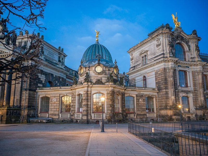 Dresden - On the Brühl's Terrace by night by t.ART